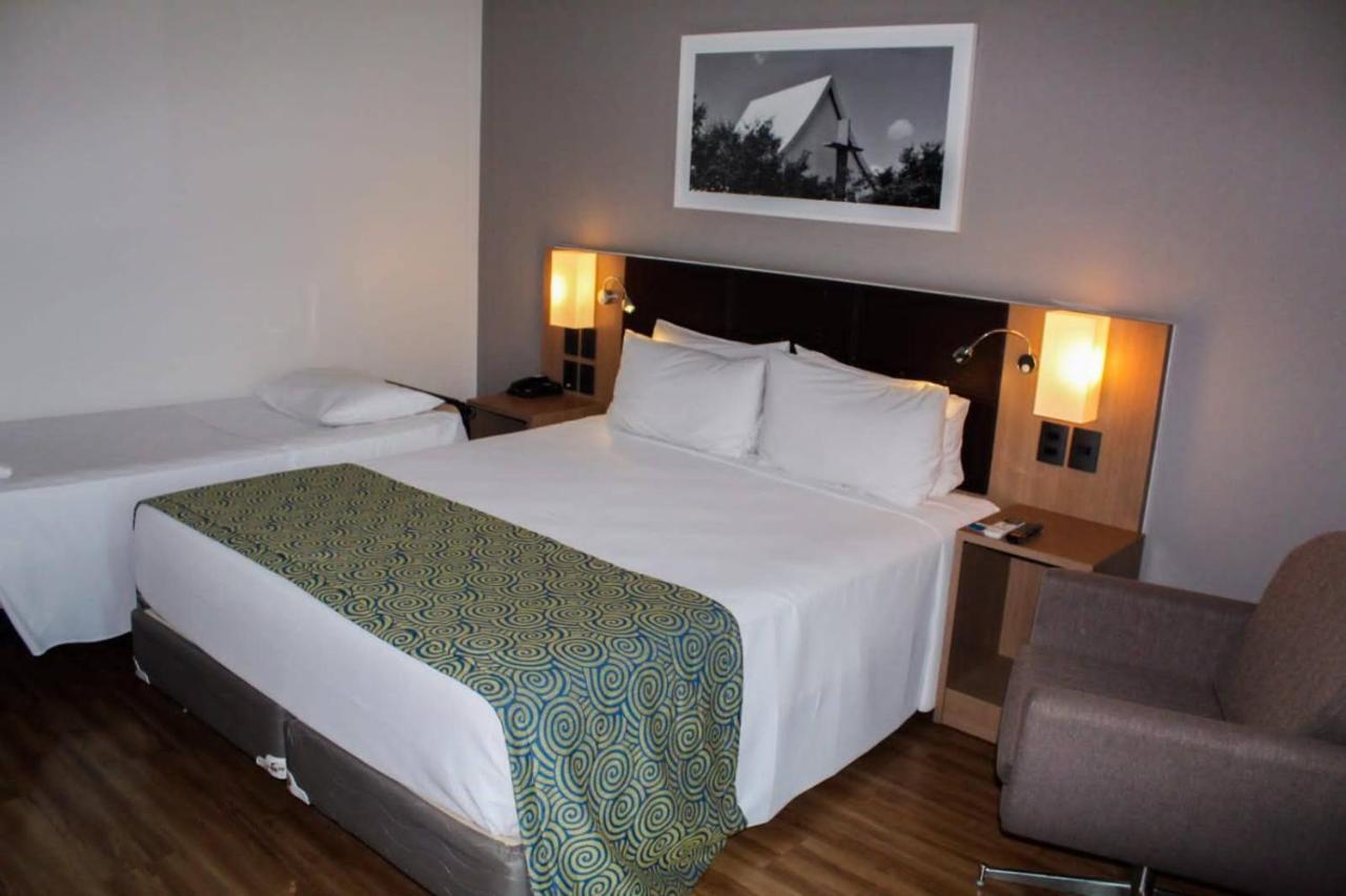Quality Hotel & Suites برازيليا المظهر الخارجي الصورة