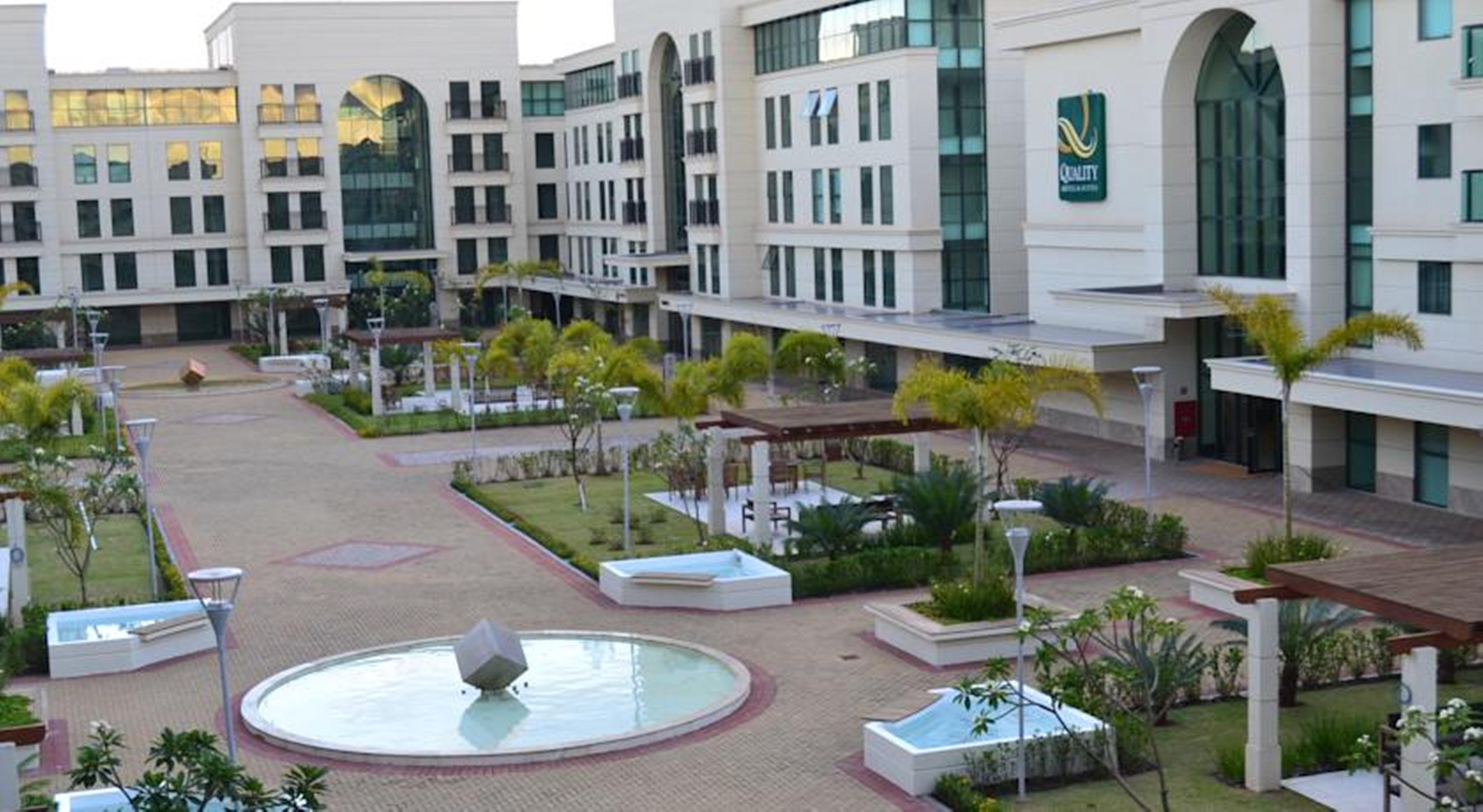 Quality Hotel & Suites برازيليا المظهر الخارجي الصورة